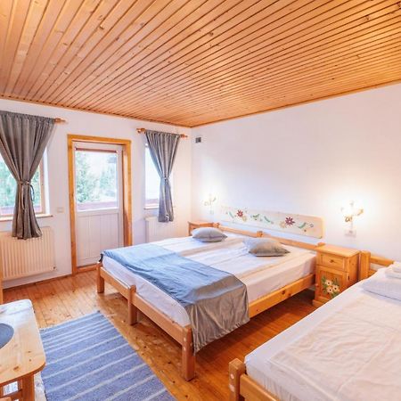 Pensiunea Piatra-Craiului Zărneşti Extérieur photo