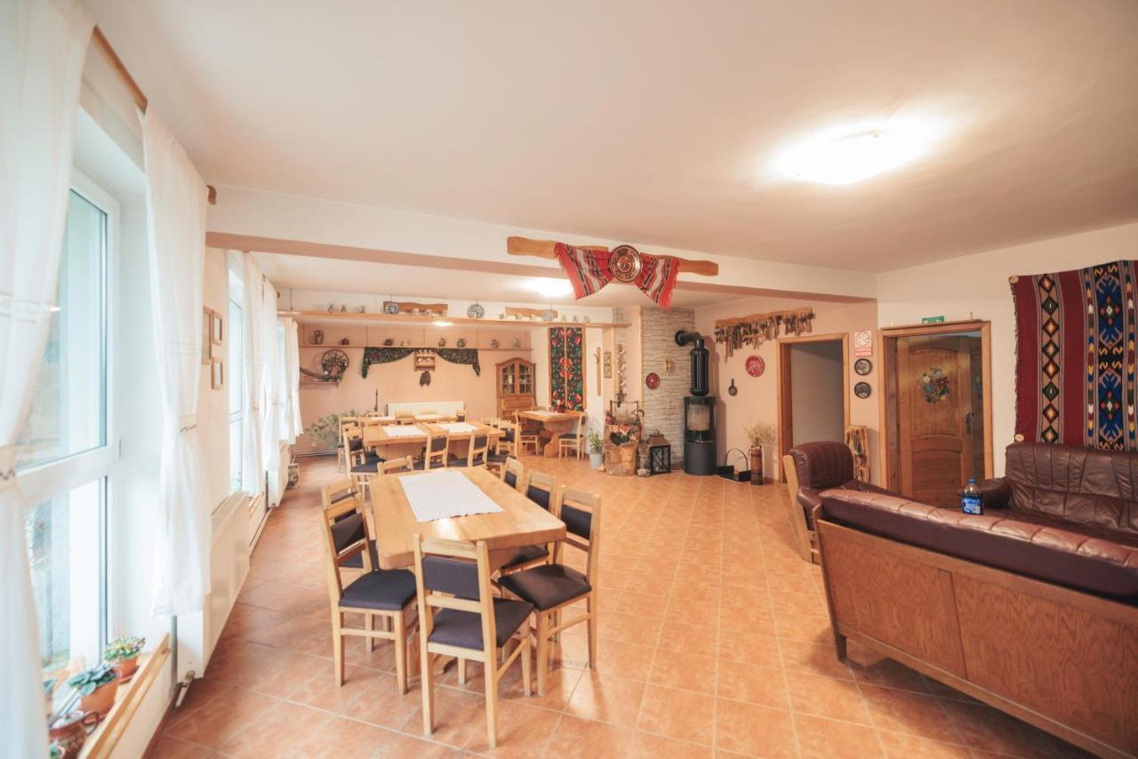 Pensiunea Piatra-Craiului Zărneşti Extérieur photo